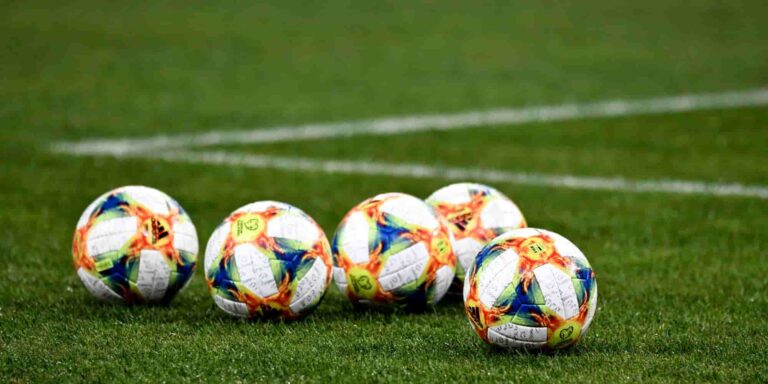 Η UEFA σκέφτεται να κόψει την Ρωσία από τη διεκδίκηση του EURO 2028