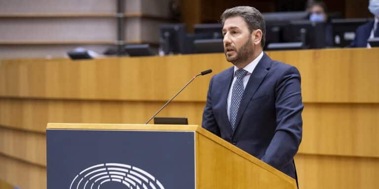 Ανδρουλάκης: «Η ΕΕ υποτίμησε τις αυτοκρατορικές ιδέες του Πούτιν, αλλά και του Ερντογάν»