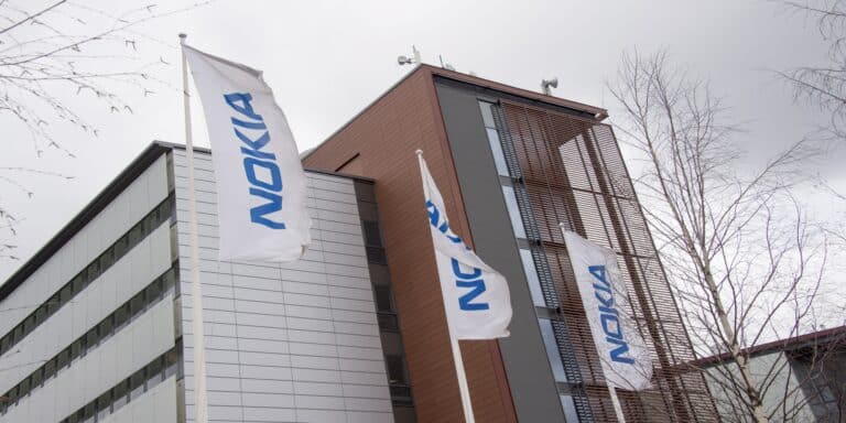 Η Nokia σταματά τις παραδόσεις στη Ρωσία