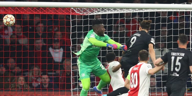 Champions League: Η Μπενφίκα έκανε μεγάλο διπλό (0-1) στο «σπίτι» του Αγιαξ και προκρίθηκε στους «8»