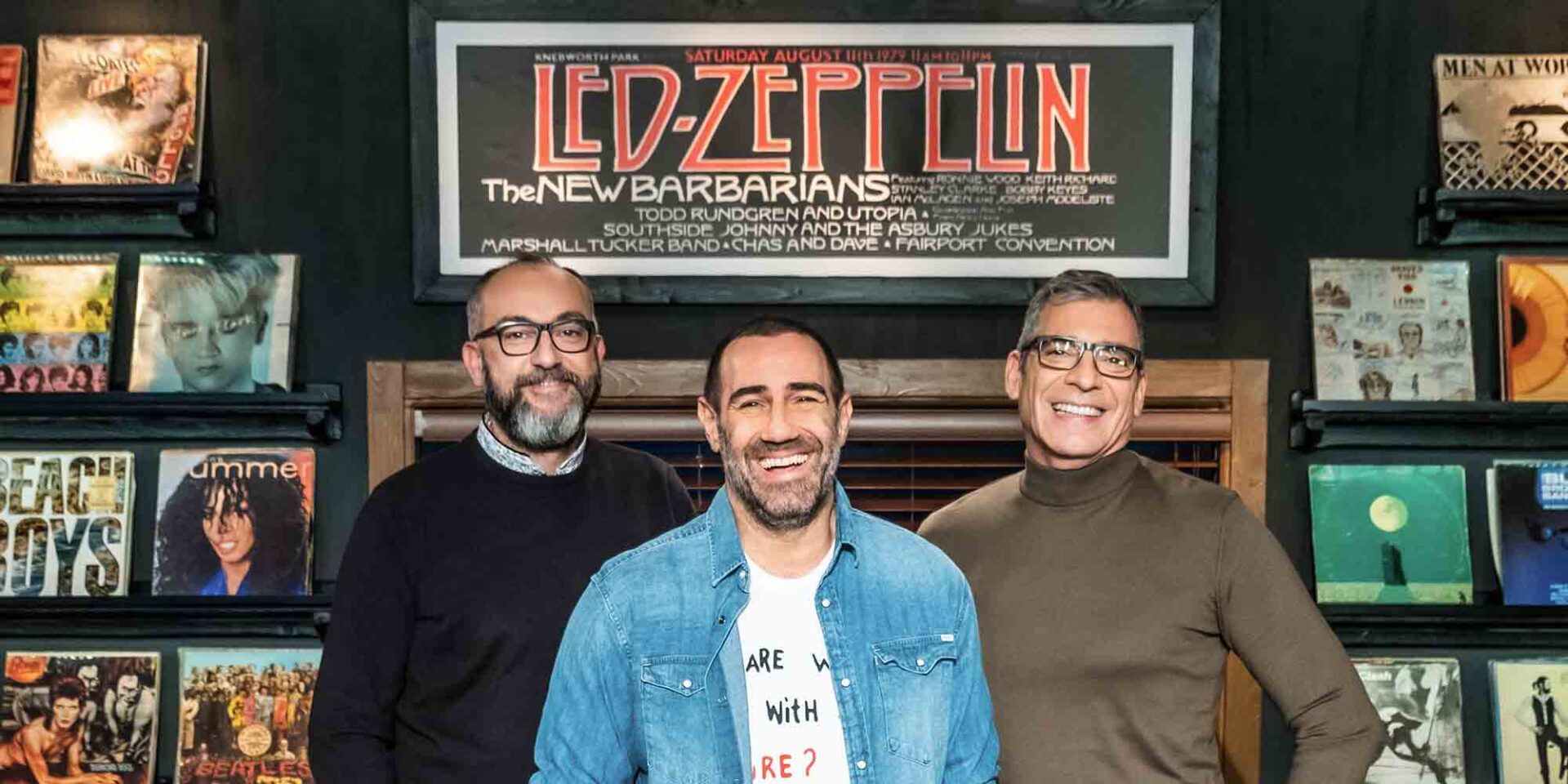 Οι παρουσιαστές της εκπομπής VINYΛΙΟ