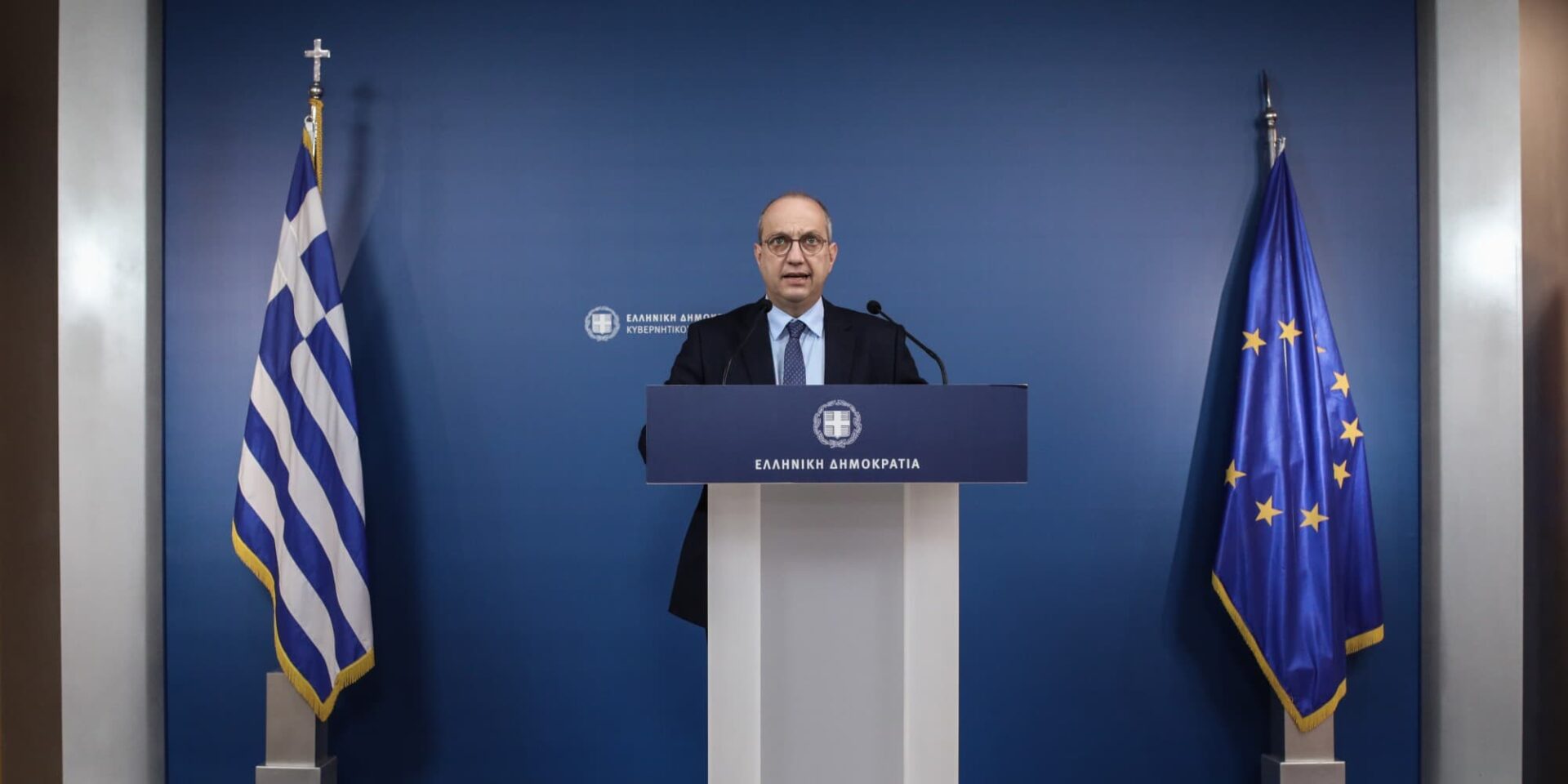 Ο κυβερνητικός εκπρόσωπος, Γιάννης Οικονόμου