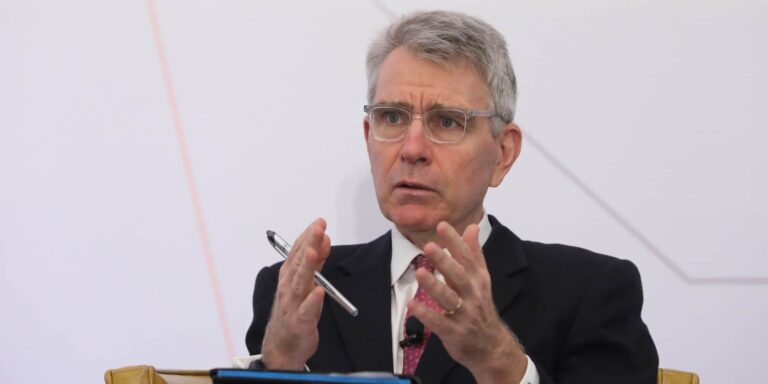 Πάιατ: «Η Ελλάδα κρίσιμος σύμμαχος του ΝΑΤΟ»