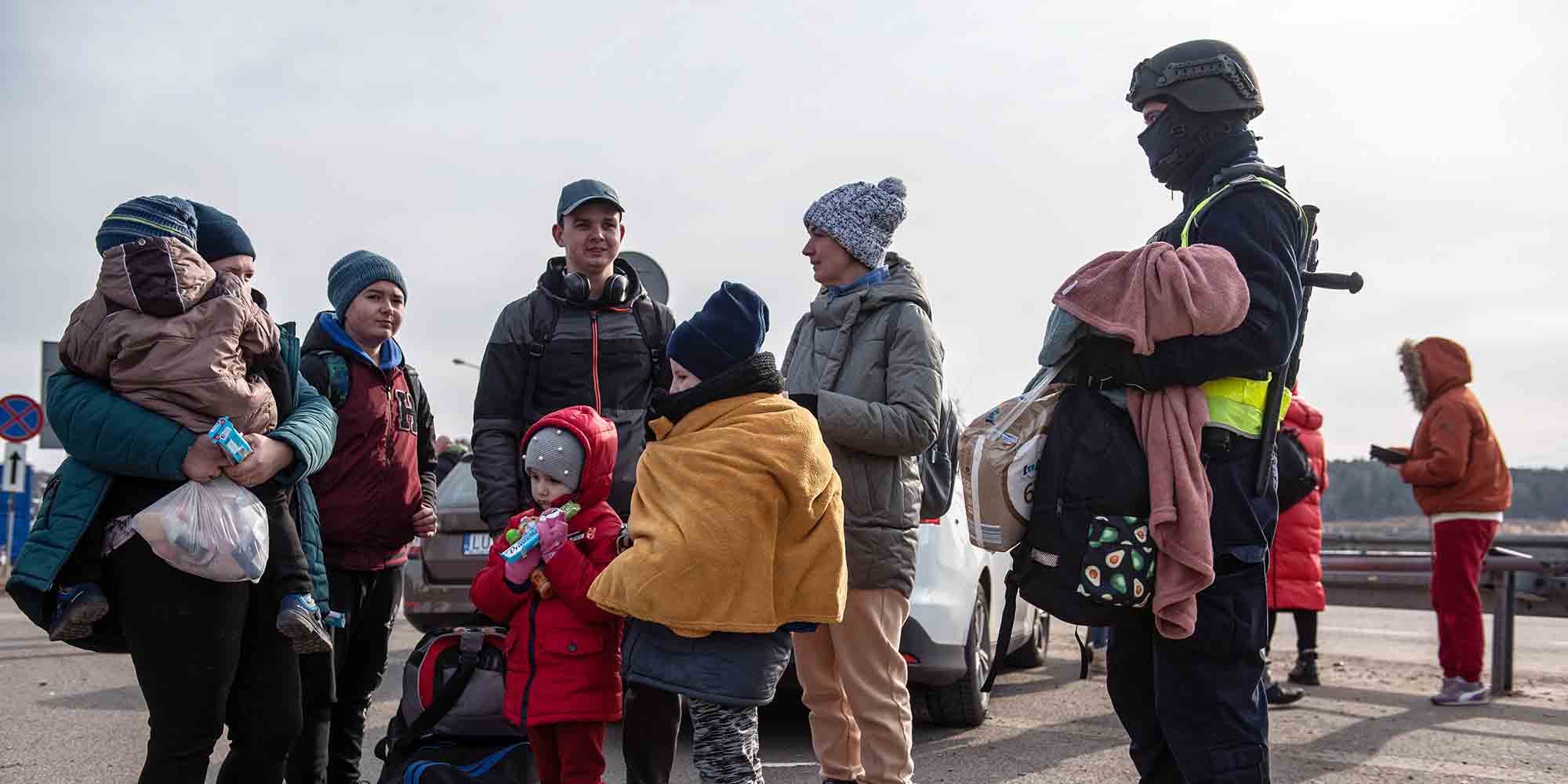 Πρόσφυγες και μικρά παιδιά από την Ουκρανία