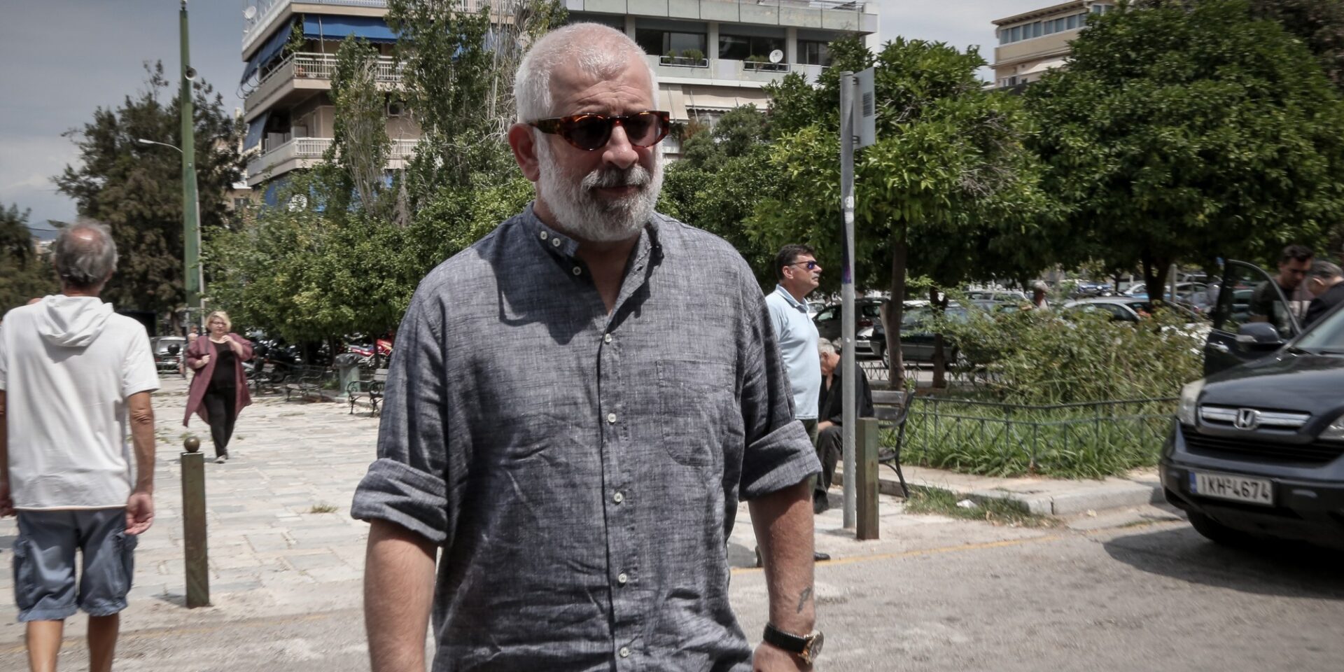 Ο Πέτρος Φιλιππίδης