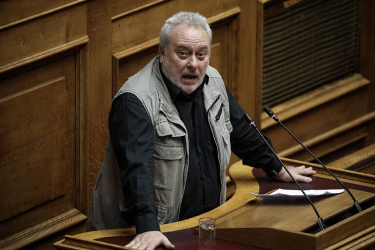 Προκλητικός ο Ψαριανός: Αποκάλεσε «φασισταριά» Νταλάρα, Γλυκερία και τους άλλους καλλιτέχνες της «συναυλίας ειρήνης»