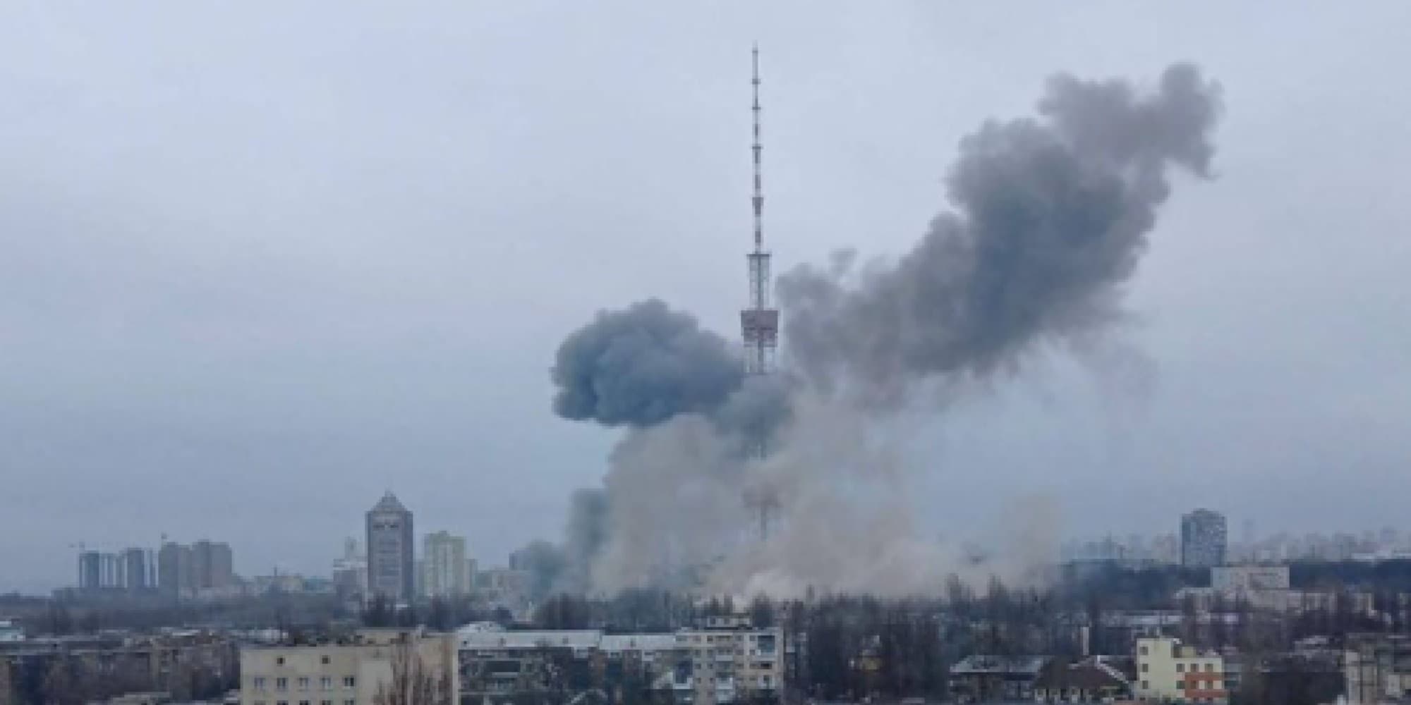 Ο στρατός της Ρωσίας έπληξε κέντρο ραδιοφωνίας και τηλεόρασης στο Κίεβο της Ουκρανίας