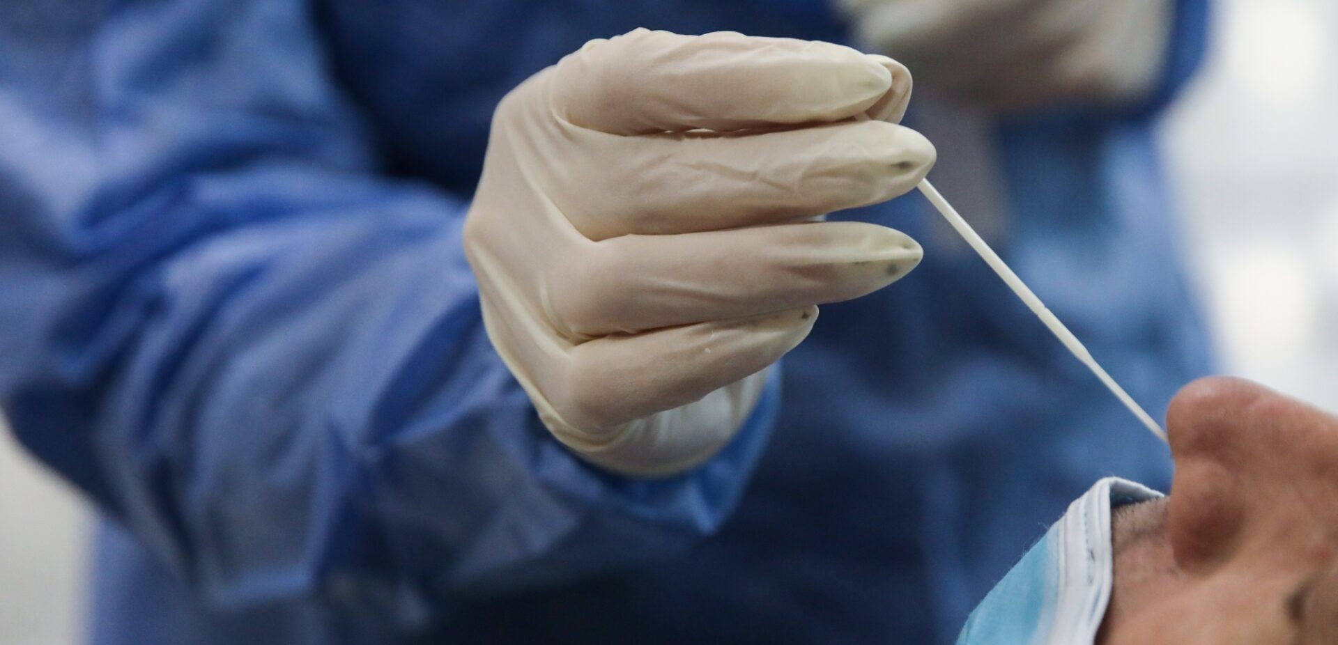 Διεξαγωγή rapid test από τον ΕΟΔΥ