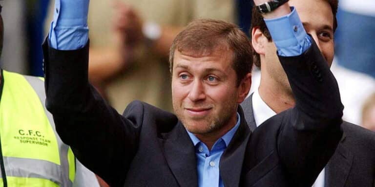 Είναι επίσημο! Ο Αμπράμοβιτς πουλάει την Τσέλσι και χαρίζει τα κέρδη στα θύματα του πολέμου στην Ουκρανία