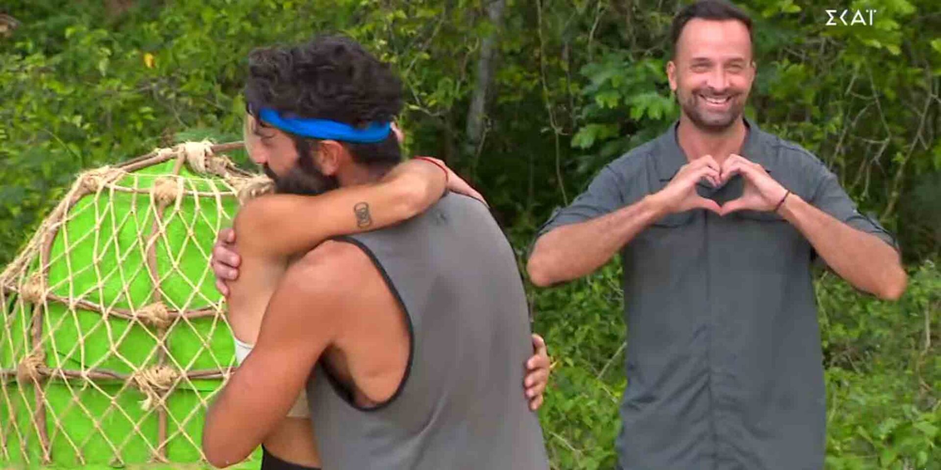 Ο Μαρτίκας αγκάλιασε την Ευρυδίκη στο Survivor