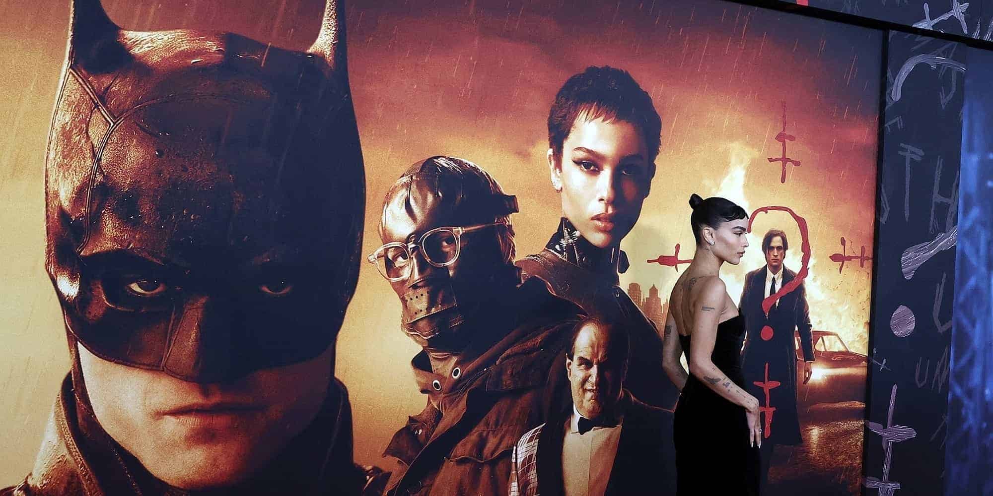 Η ηθοποιός Zoe Kravitz περπατά στο κόκκινο χαλί στην πρεμιέρα της ταινίας «The Batman»