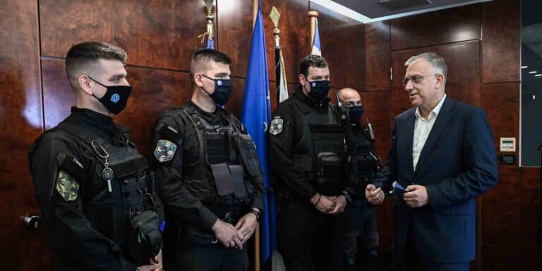 Θεοδωρικάκος: «Με τις επιχειρήσεις της Αστυνομίας, μειώσαμε κατά 30% την εγκληματικότητα»