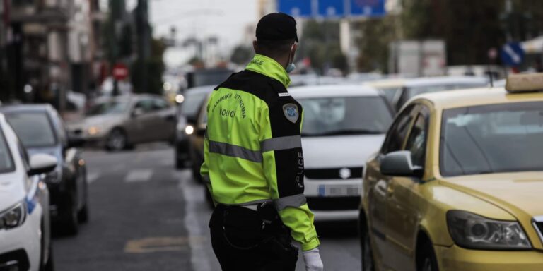Αυξημένα μέτρα οδικής ασφάλειας ανακοίνωσε η ΕΛ.ΑΣ. ενόψει του τριημέρου της 25ης Μαρτίου