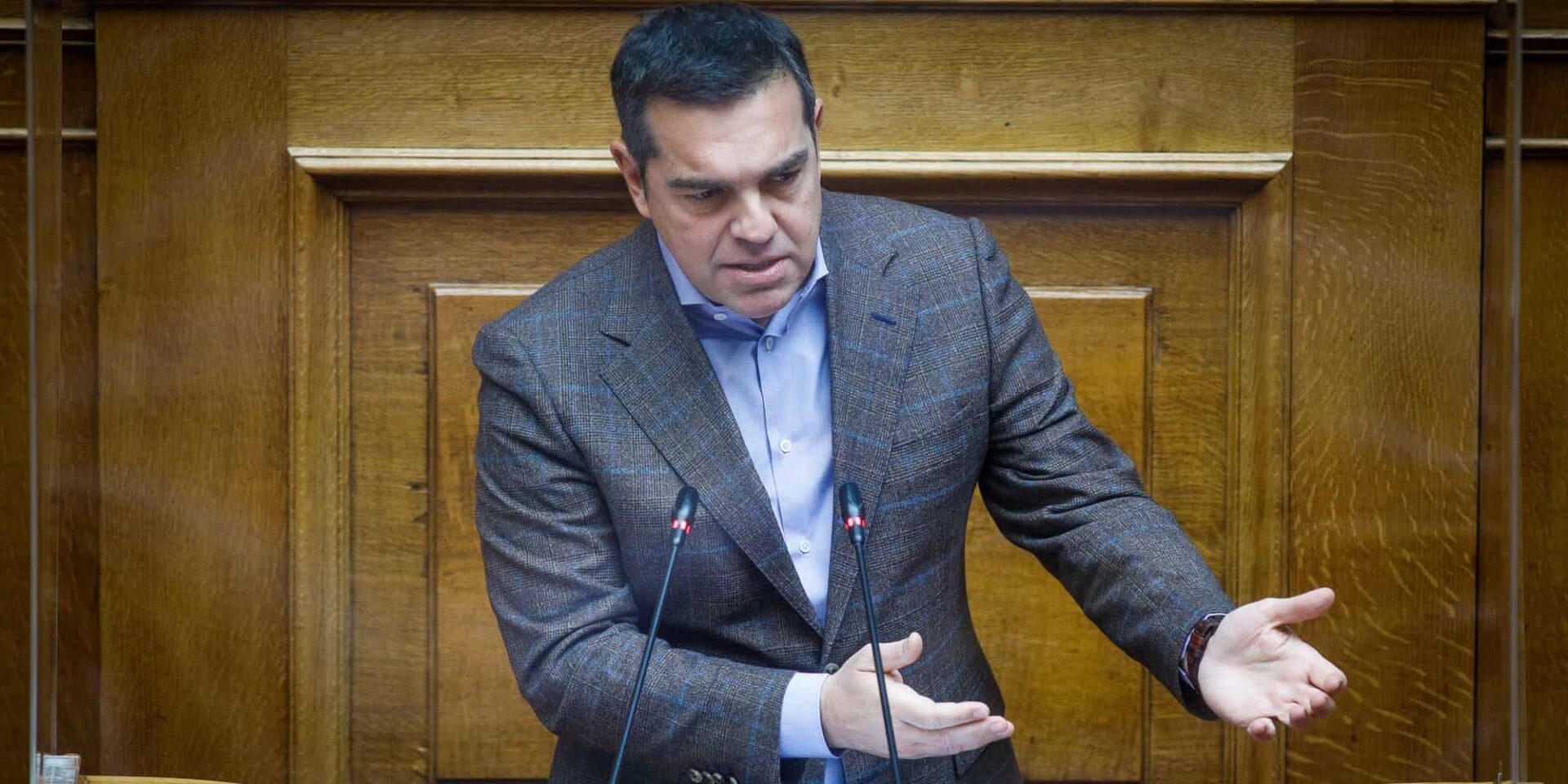 O Αλέξης Τσίπρας στη Βουλή