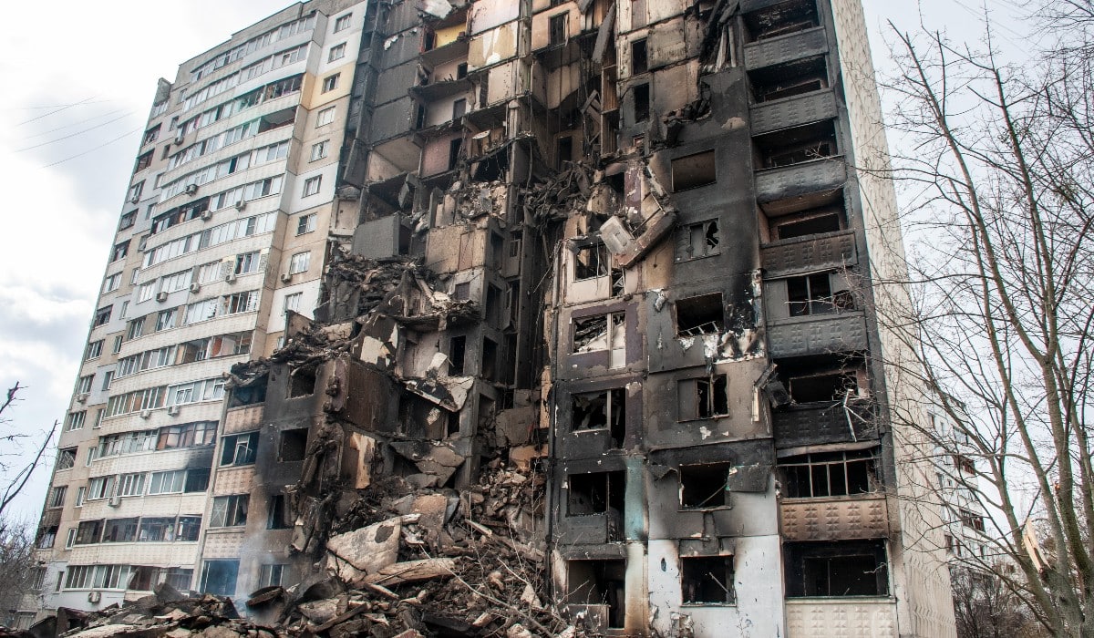 Βομβαρδισμός σε κτήριο στην Ουκρανία