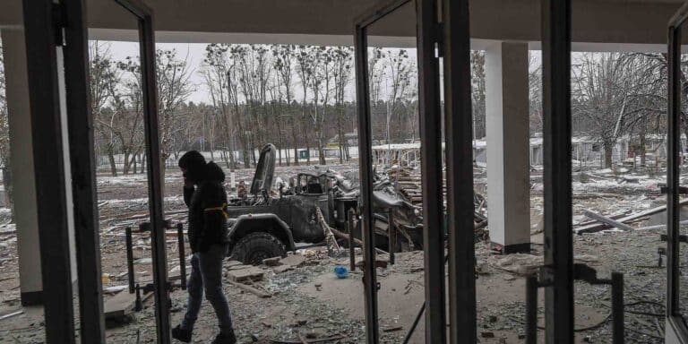 Οι Ρώσοι κατέλαβαν ψυχιατρική κλινική – Αγωνία για τους 670 ασθενείς