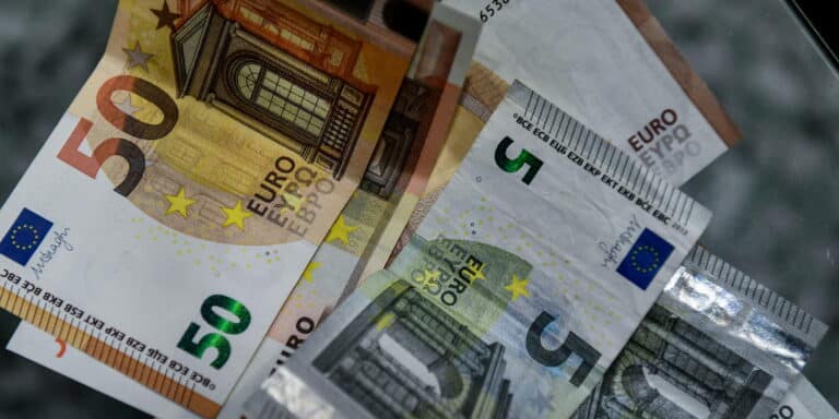 Ο οίκος DBRS αναβάθμισε το αξιόχρεο της Ελλάδας σε ΒΒ (υψηλό)