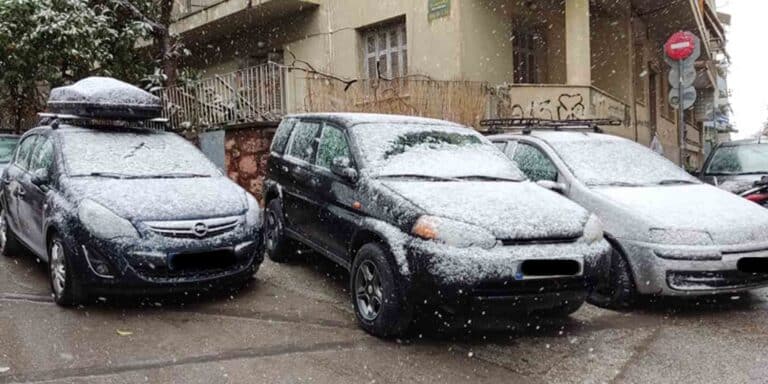 Κακοκαιρία «Φίλιππος»: Ξεκίνησε να χιονίζει και στο κέντρο της Αθήνας (εικόνες & βίντεο)