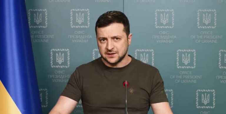 Ζελένσκι: «Είμαστε έτοιμοι για διάλογο με Πούτιν, αλλά δεν είμαστε έτοιμοι να παραδοθούμε»