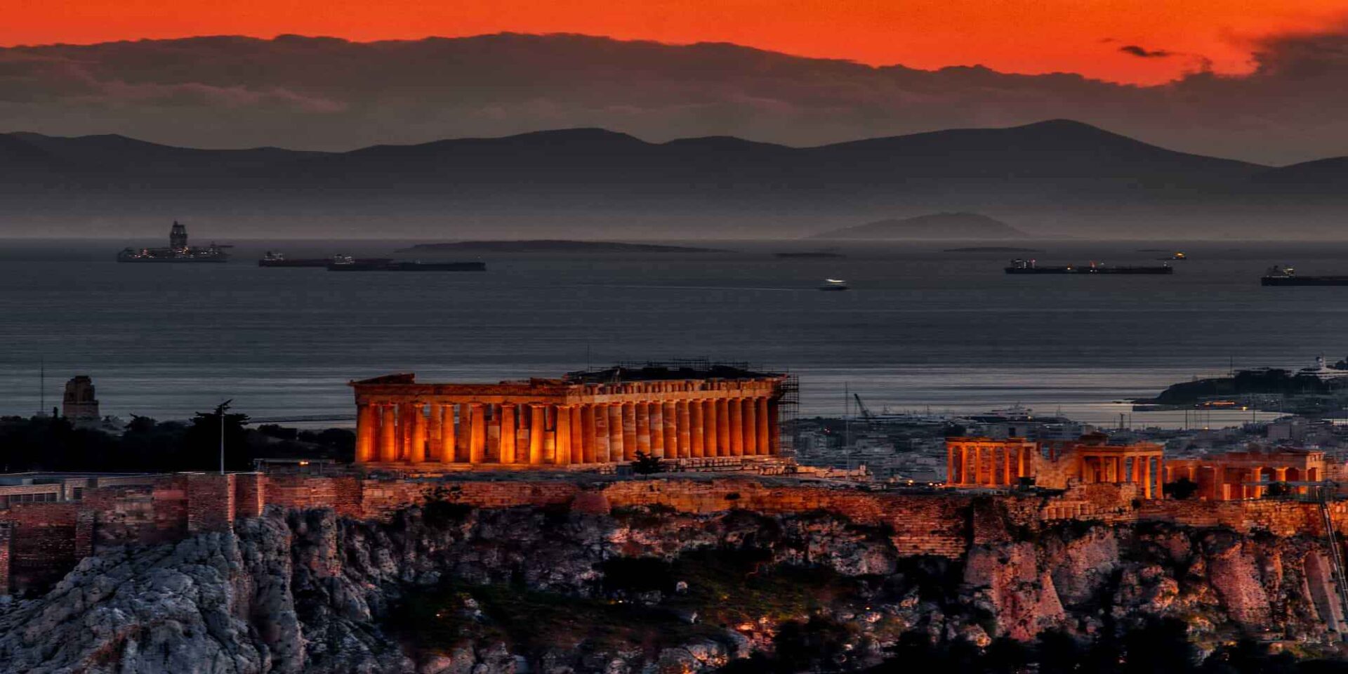 Ηλιοβασίλεμα με την Ακρόπολη