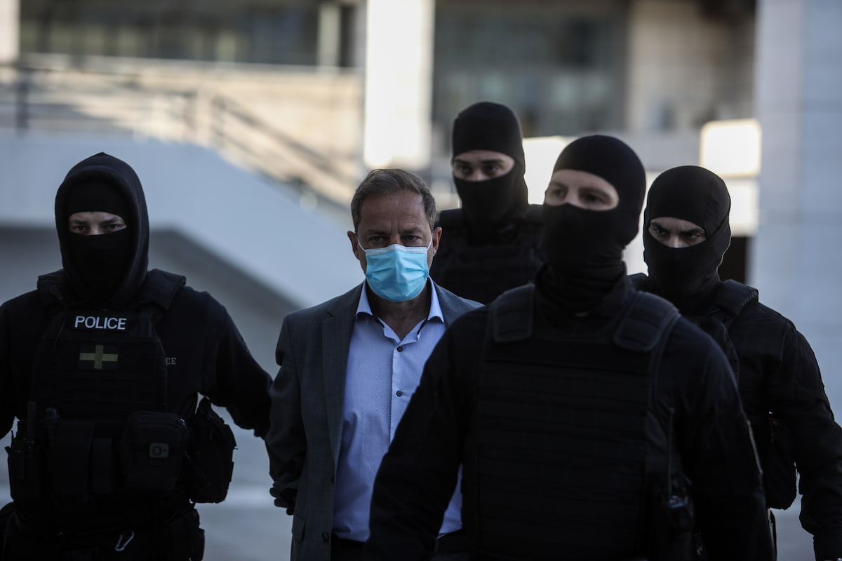 Έφτασε στα δικαστήρια και ο Δημήτρης Λιγνάδης (εικόνα & βίντεο)