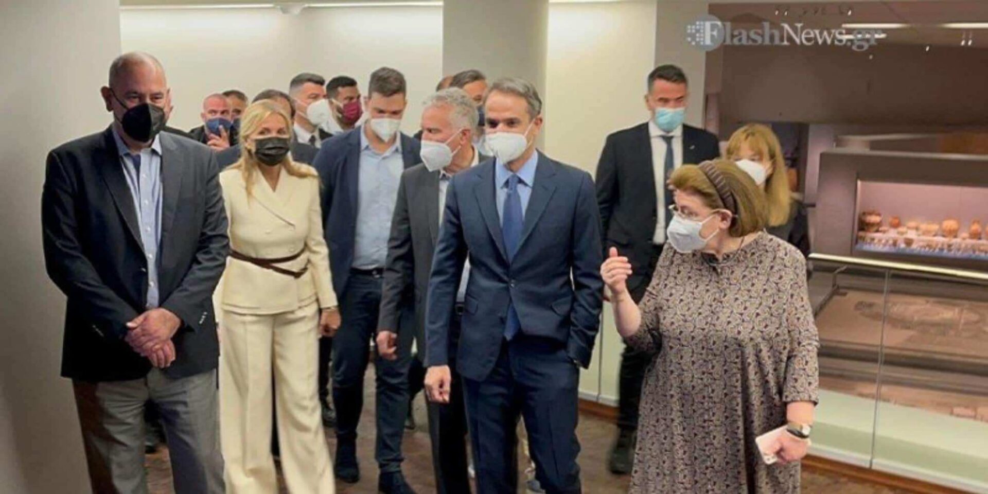 Ο Κυριάκος Μητσοτάκης και η σύζυγός του Μαρέβα στο Αρχαιολογικό Μουσείο Χανίων