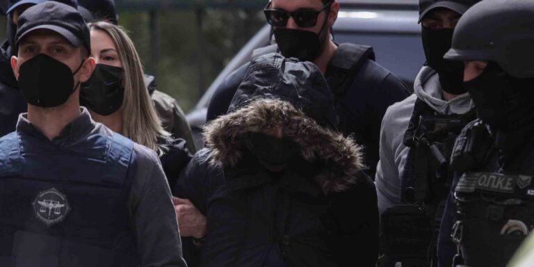 Έφτασε στις φυλακές Κορυδαλλού η Ρούλα Πισπιρίγκου – Θα κρατηθεί σε ειδικό κελί (βίντεο)