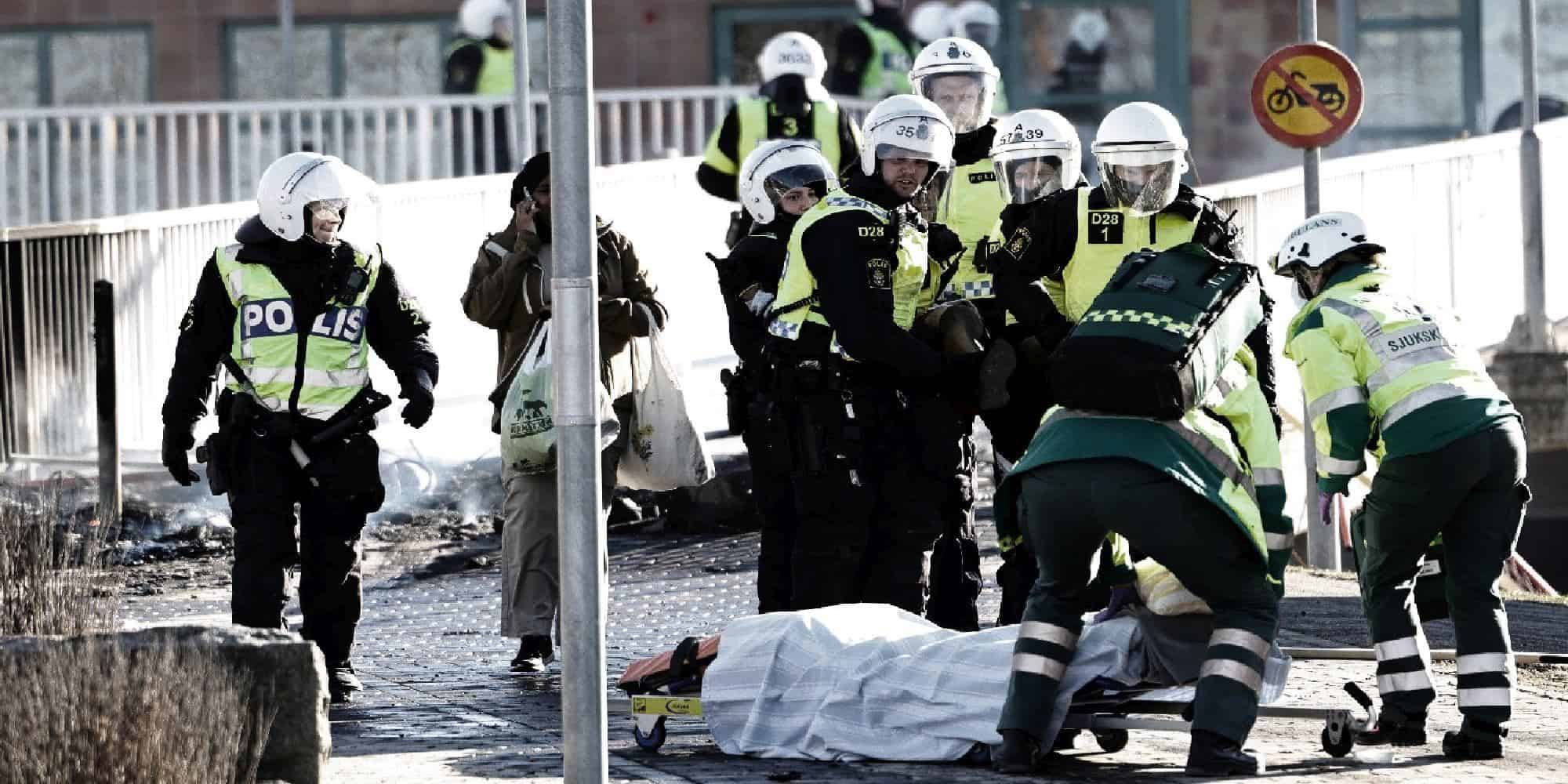 Συγκρούσεις αστυνομικών - διαδηλωτών στην Σουηδία