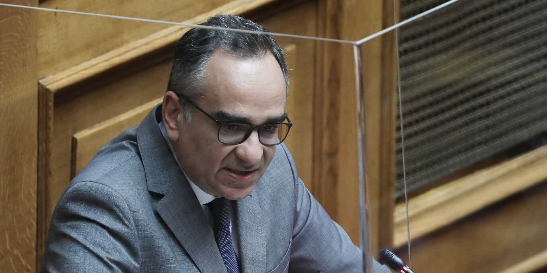 Ο Βασίλης Κοντοζαμάνης
