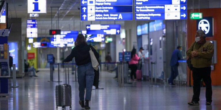 Κανονικά θα γίνουν την Τετάρτη οι πτήσεις σε όλα τα αεροδρόμια της χώρας – Πώς θα κινηθούν τα ΜΜΜ