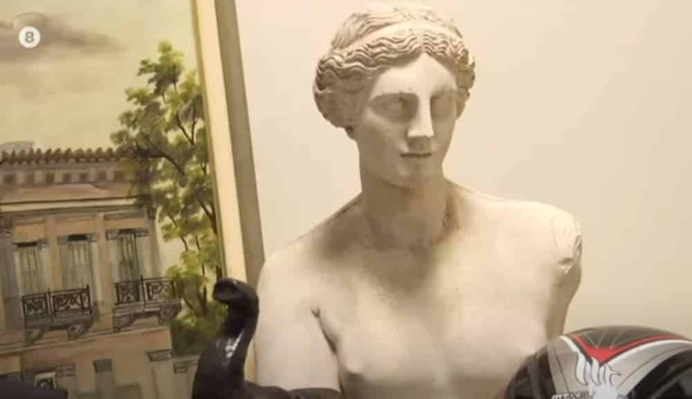 Ένα άγαλμα της θεάς Υγείας αναζητά τον ιδιοκτήτη του από το 2001 στα απολεσθέντα του Μετρό