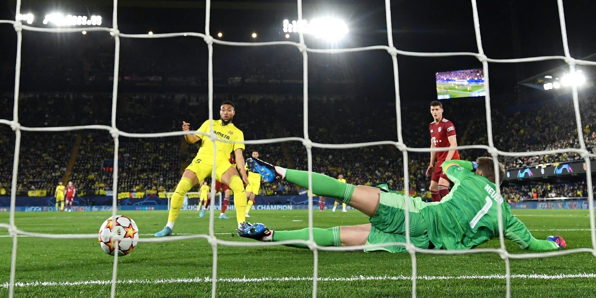 Ο Ντανζουμά κάνει το 1-0 για την Βιγιαρεάλ
