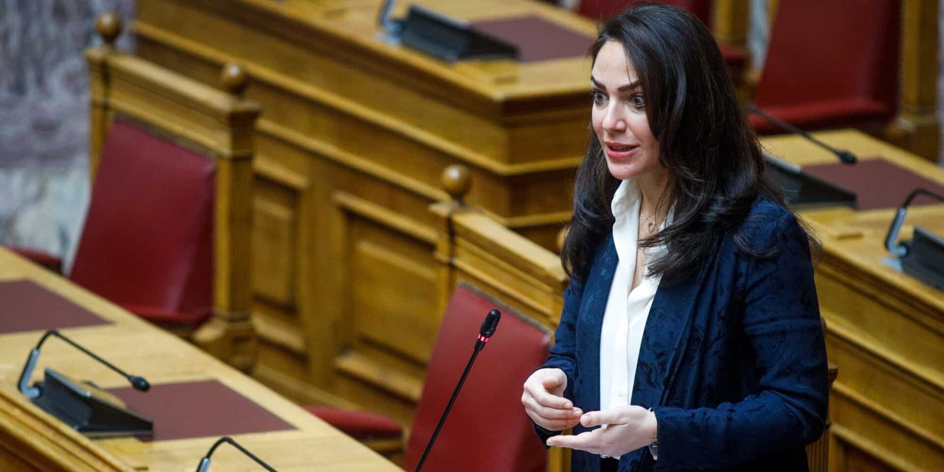 Η υφυπουργός Εργασίας και Κοινωνικών Υποθέσεων, Δόμνα Μιχαηλίδου