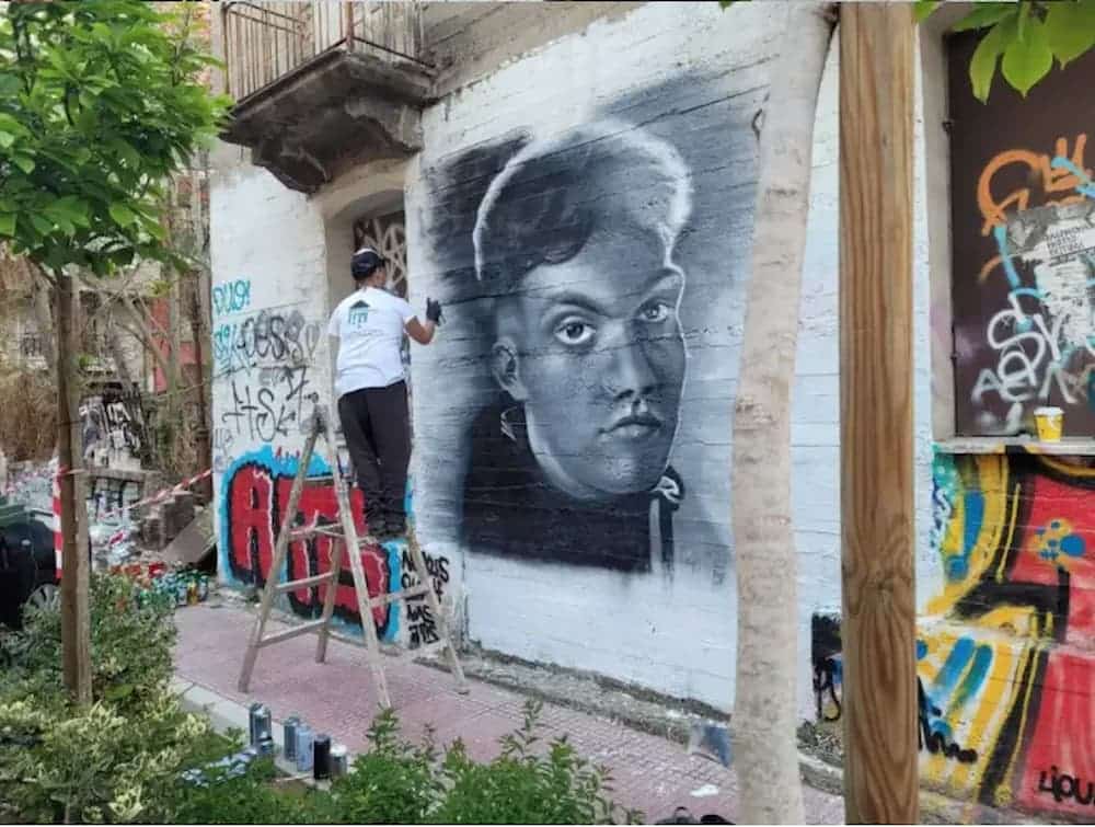 Γκράφιτι 22χρονου στη Λάρισα
