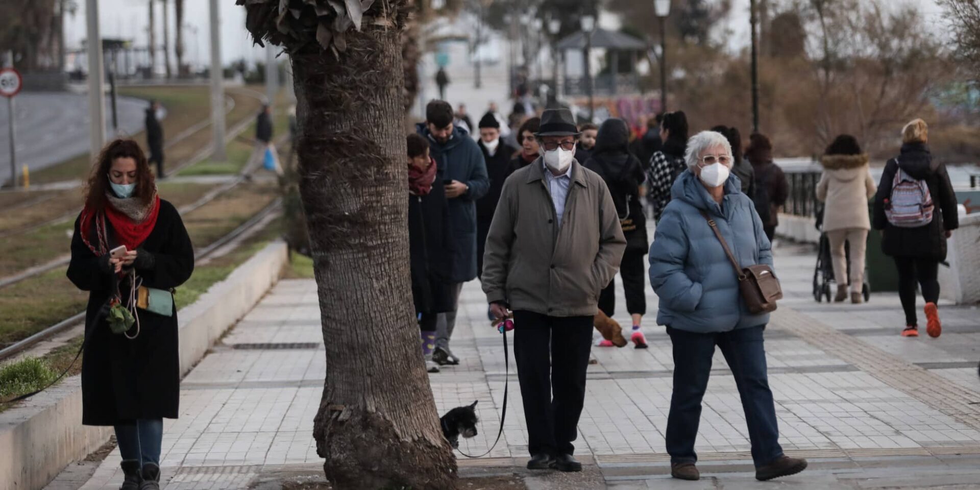Κόσμος στη Μαρίνα Φλοίσβου