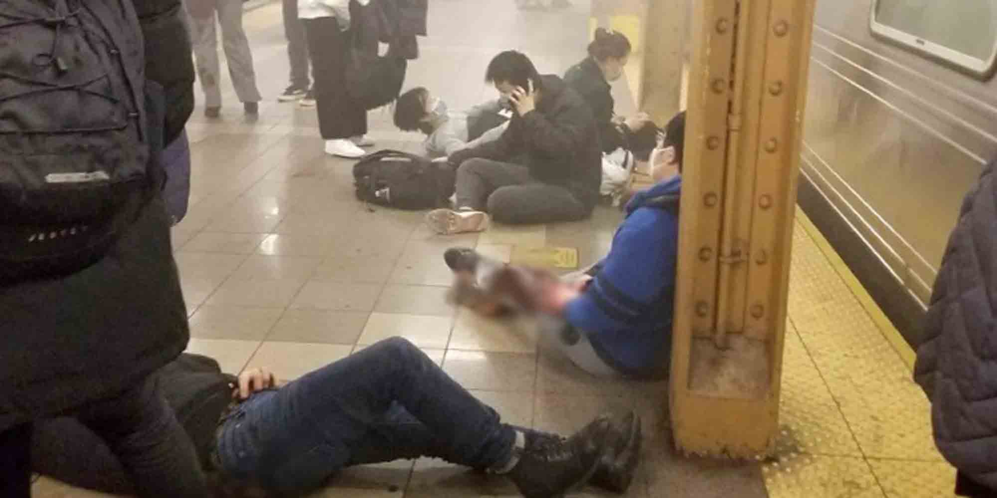 Εικόνα από το μετρό στη Νέα Υόρκη μετά την επίθεση