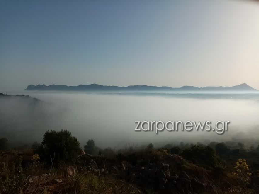 omixlh1 1 - Χανιά: Συνεχίζεται για 2η μέρα το σπάνιο φαινόμενο ομίχλης που «σκεπάζει» την περιοχή (εικόνες)