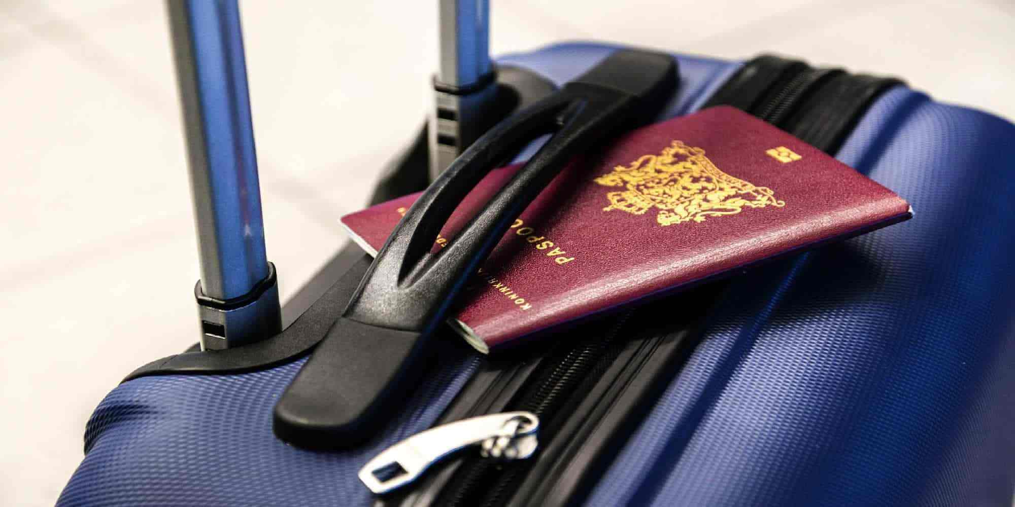Αποσκευές με διαβατήριο