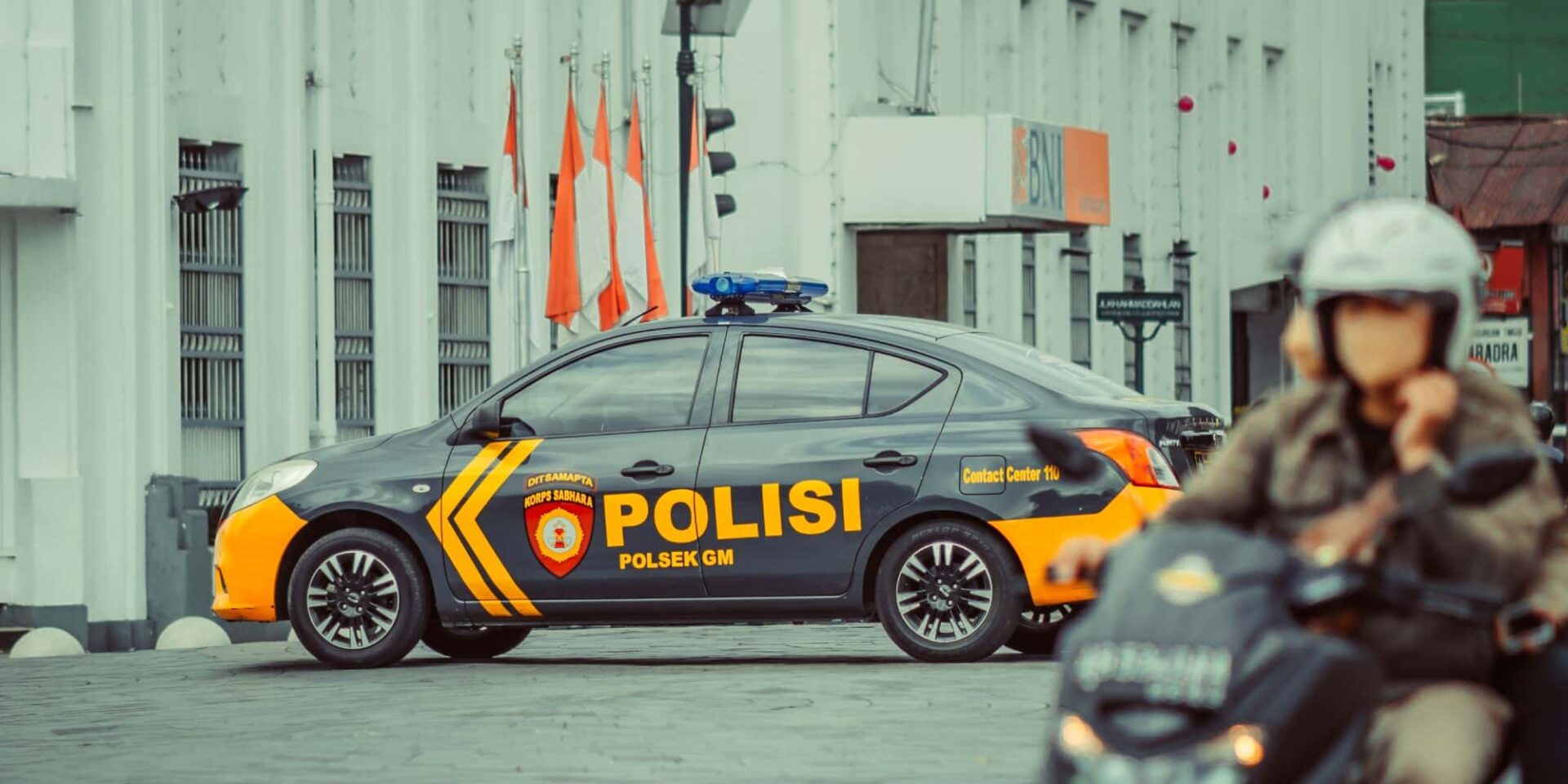 Περιπολικό στην περιοχή Yogyakarta στην Ινδονησία