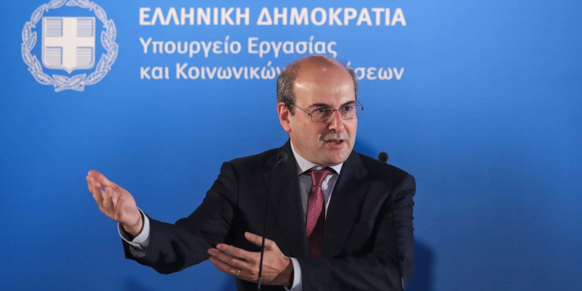 Ο υπουργός Εργασίας Κωστής Χατζηδάκης