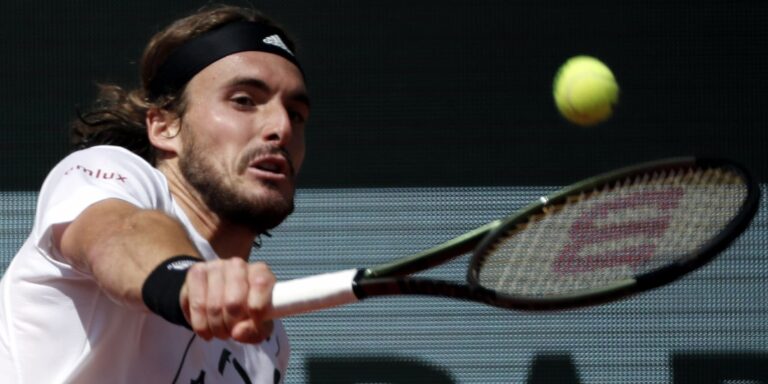 Roland Garros: Στα προημιτελικά ο Τσιτσιπάς – «Καθάρισε» και τον Αρνάλντι