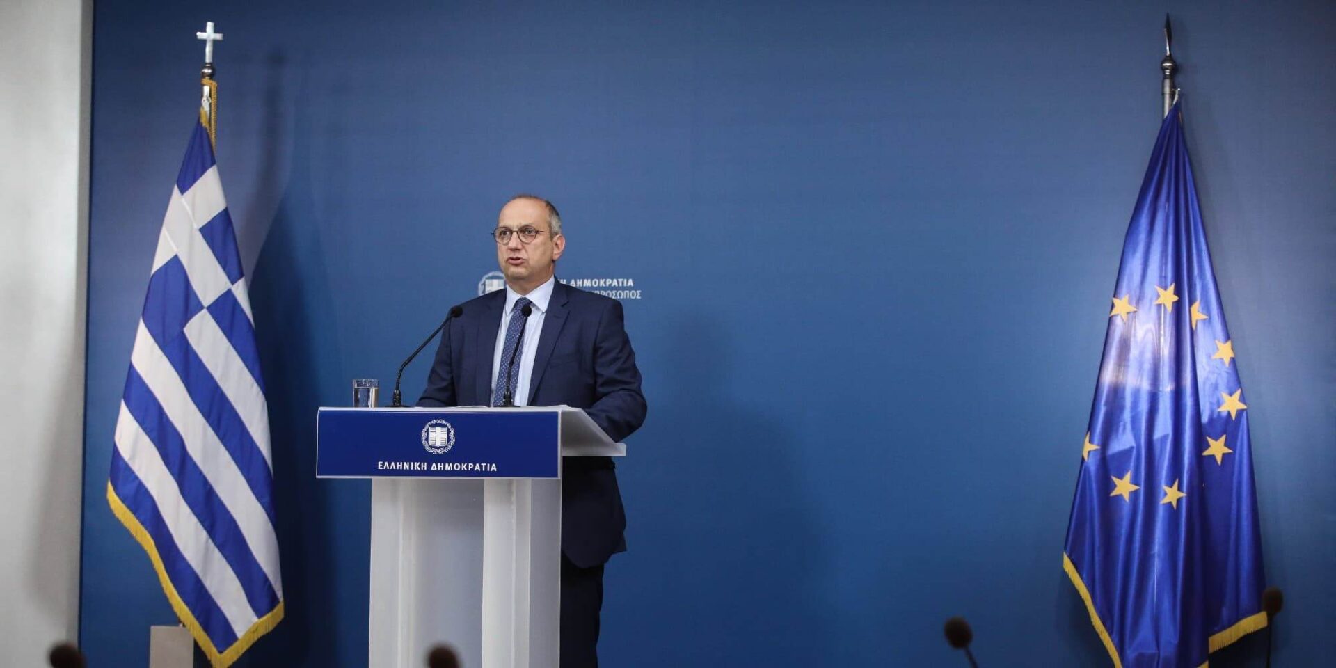 O κυβερνητικός εκπρόσωπος Γιάννης Οικονόμου