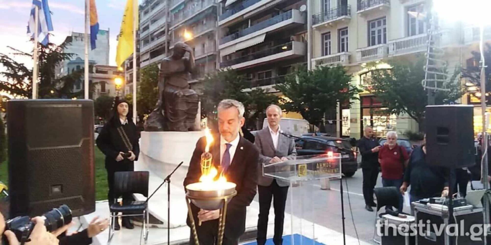Ο Κωνσταντίνος Ζέρβας άναψε την φλόγα μνήμης