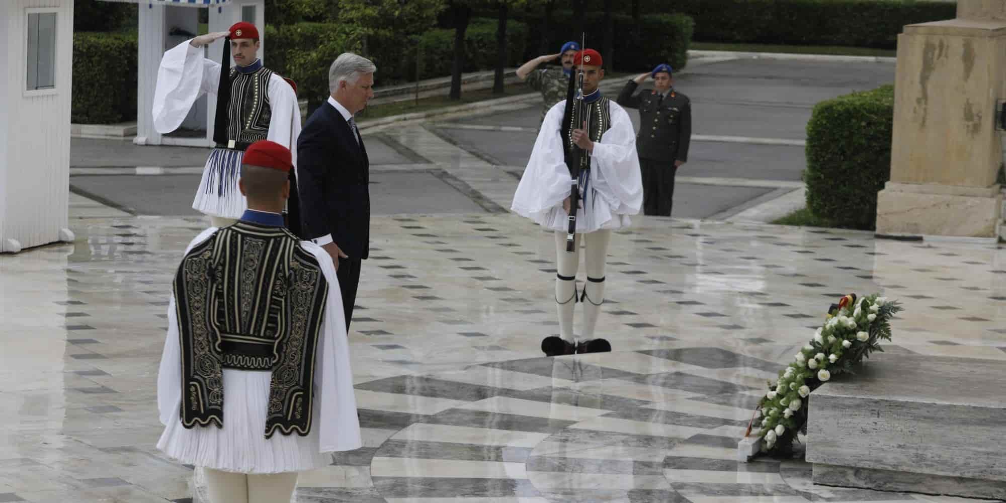 Ο Βασιλιάς Φίλιππος στο Μνημείο του Αγνώστου Στρατιώτη