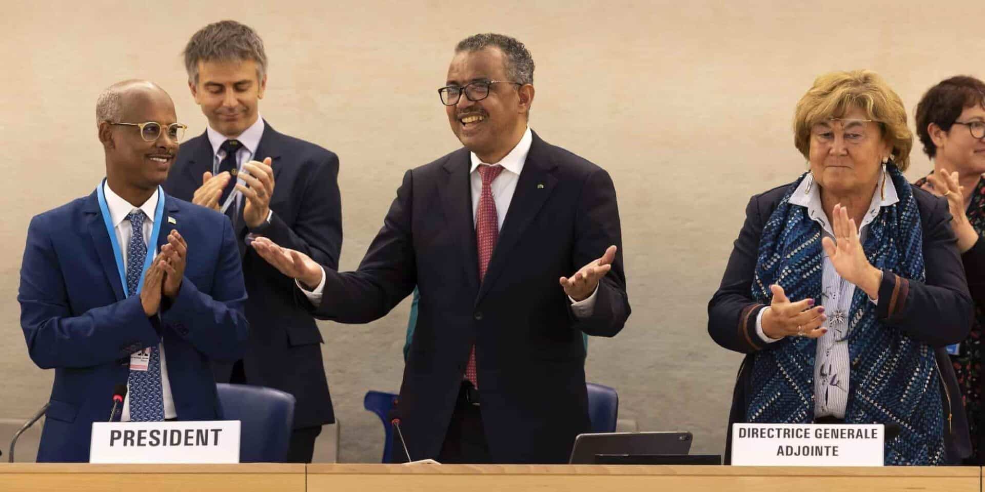 O γενικός διευθυντής του ΠΟΥ  δρ Τέντρος Αντανόμ Γκεμπρεγέσους