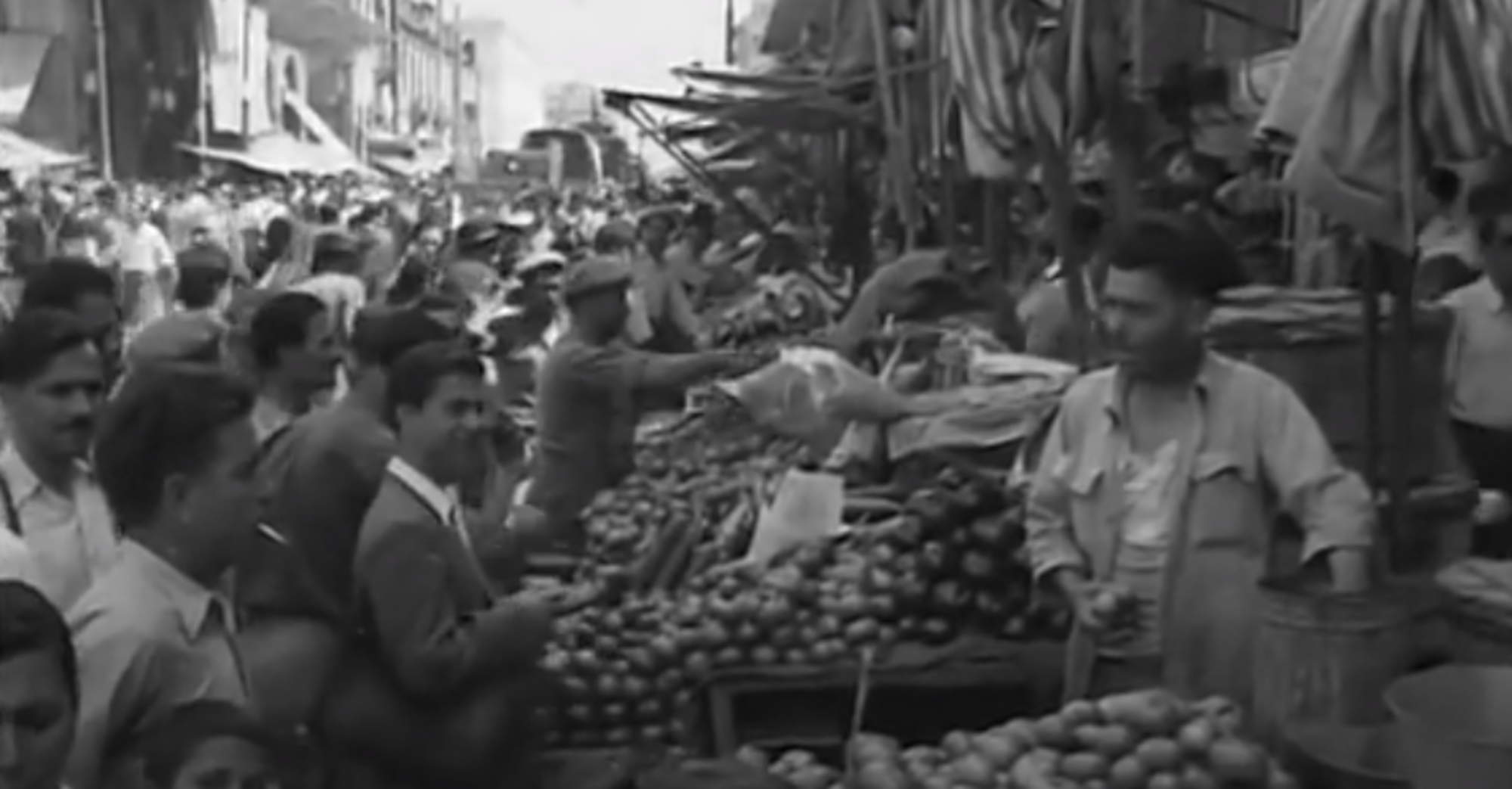 Εικόνα από τη Βαρβάκειο Αγορά το 1947
