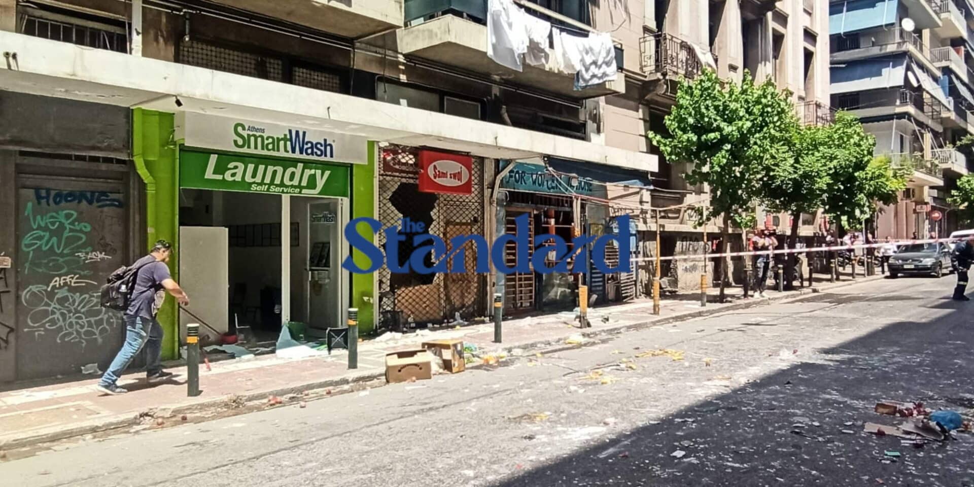 Έκρηξη σε κατάστημα στο κέντρο της Αθήνας