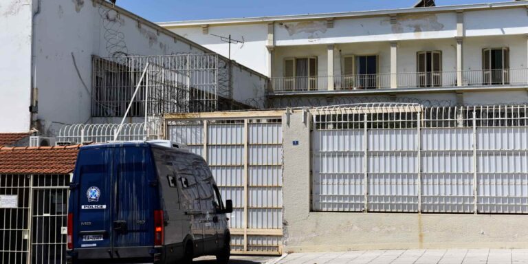 Μακελειό στις φυλακές Κορυδαλλού μετά από άγρια συμπλοκή ανάμεσα σε βαρυποινίτες – Νεκρός και τραυματίας!