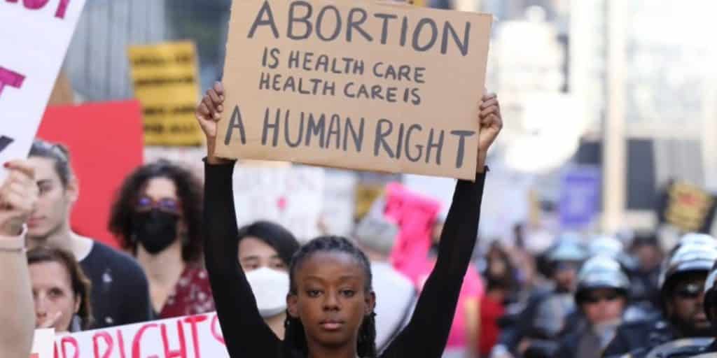 hpa - Οι ΗΠΑ πίσω στο μεσαίωνα: Δεν αποτελεί πλέον θεμελιώδες δικαίωμα για τις γυναίκες η άμβλωση