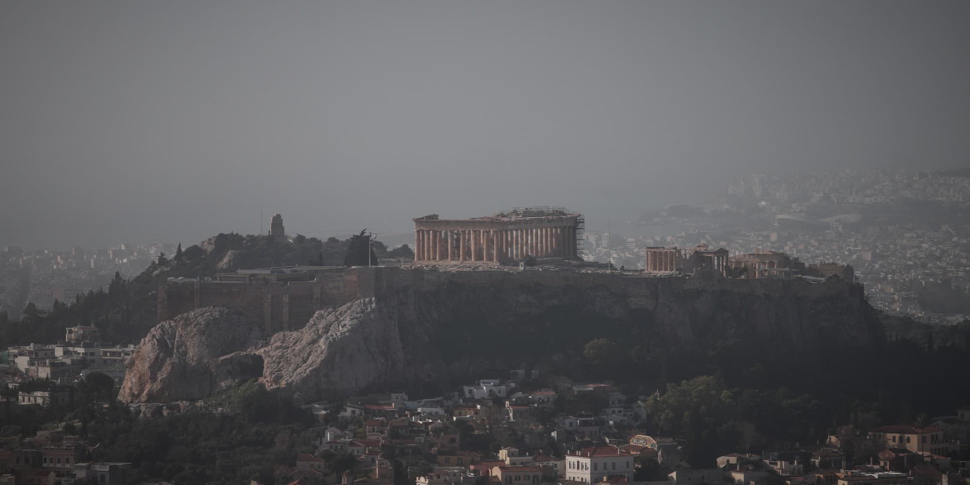 Συννεφιασμένος καιρός στην Ακρόπολη, στην Αθήνα